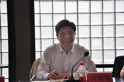 宁波市经信委主任陈炳荣调研爱体育电子首页和物联网产业园：时隔一年变化显著