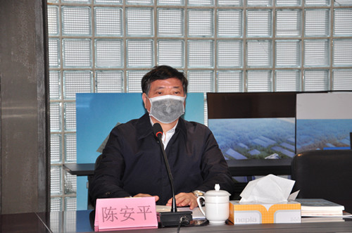 宁波市政协副主席陈安平莅临爱体育电子首页传感开展“三服务”活动调研