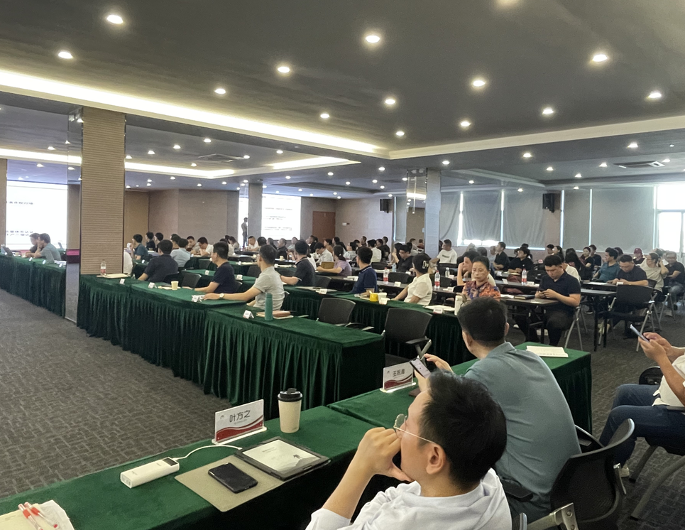 蓄势赋能 坚定前行|爱体育电子首页集团“三鹰”培训顺利举行